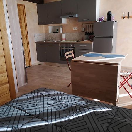 Les Gites De Laures Monblanc Exterior photo